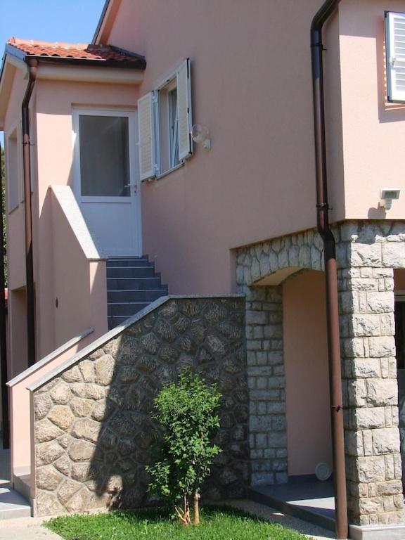 Premium Apartment Near Center And Beach With Parking 克尔克 外观 照片